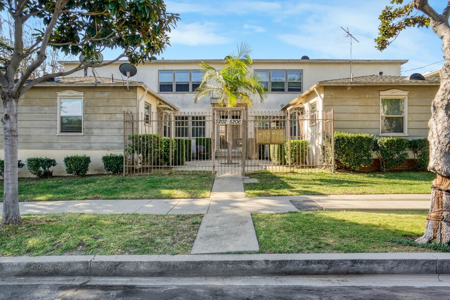 5202 Knowlton St, Los Angeles, CA à vendre - Photo du bâtiment - Image 2 de 16