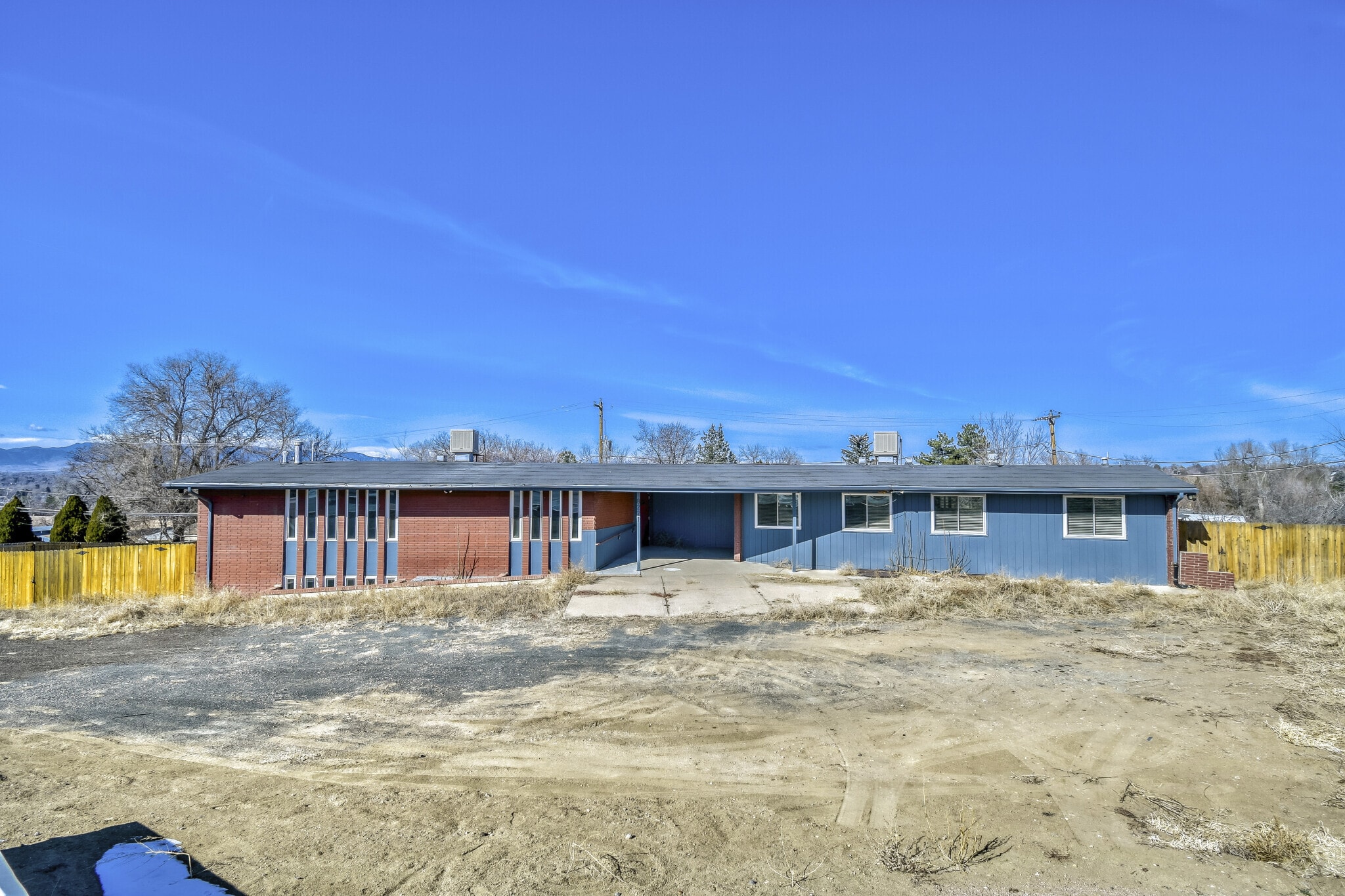 8221 Bradburn Dr, Westminster, CO for sale Primary Photo- Image 1 of 54