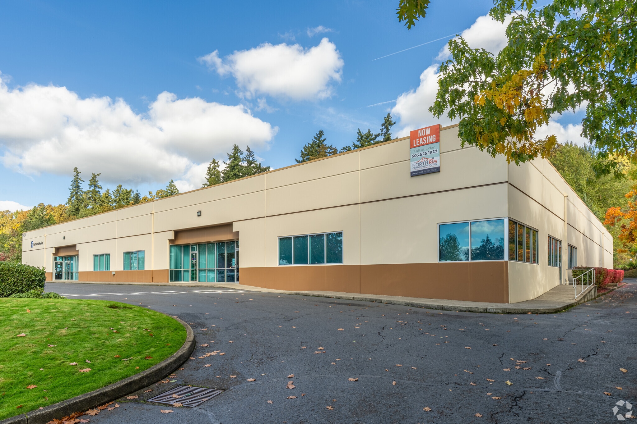 14200 SE 98th Ct, Clackamas, OR for lease Building Photo- Image 1 of 12