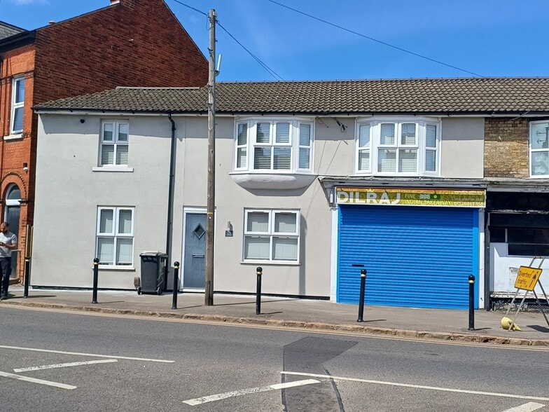 79-81 Hockliffe St, Leighton Buzzard for sale - Building Photo - Image 1 of 8