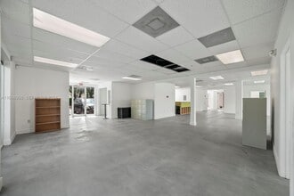 200 E Dania Beach Blvd, Dania Beach, FL à louer Photo intérieure- Image 1 de 25