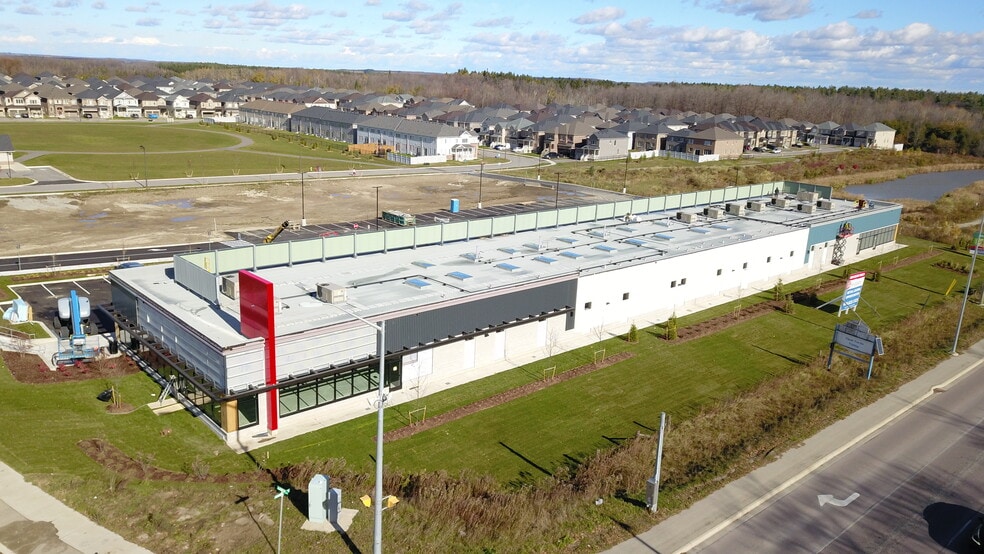 801 Ojibway Rd, Shelburne, ON à louer - Photo principale - Image 1 de 3