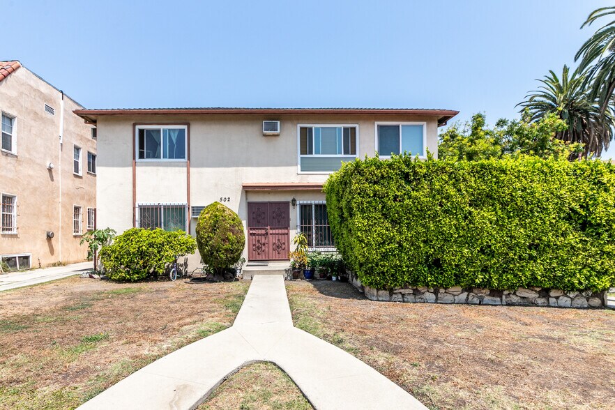 502 N Serrano Ave, Los Angeles, CA à vendre - Photo du bâtiment - Image 3 de 7