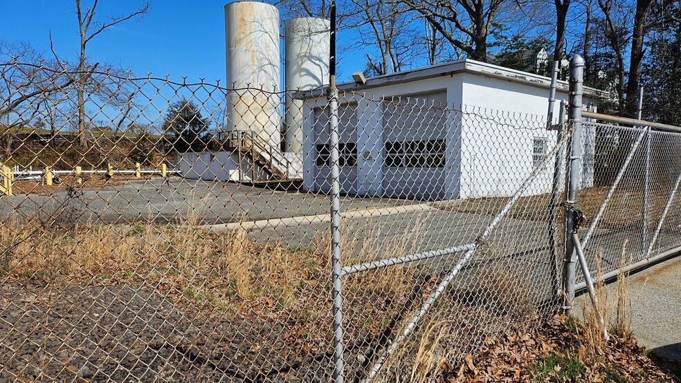 99 Mays Landing road, Somers Point, NJ à vendre - Photo du bâtiment - Image 2 de 19