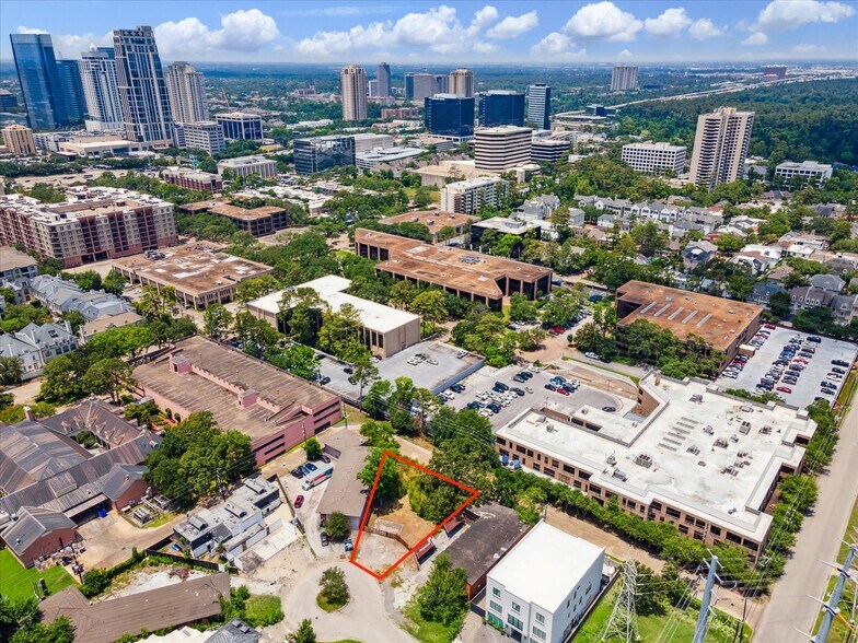 6 Briar Dale Ct, Houston, TX à vendre - Photo du bâtiment - Image 1 de 9