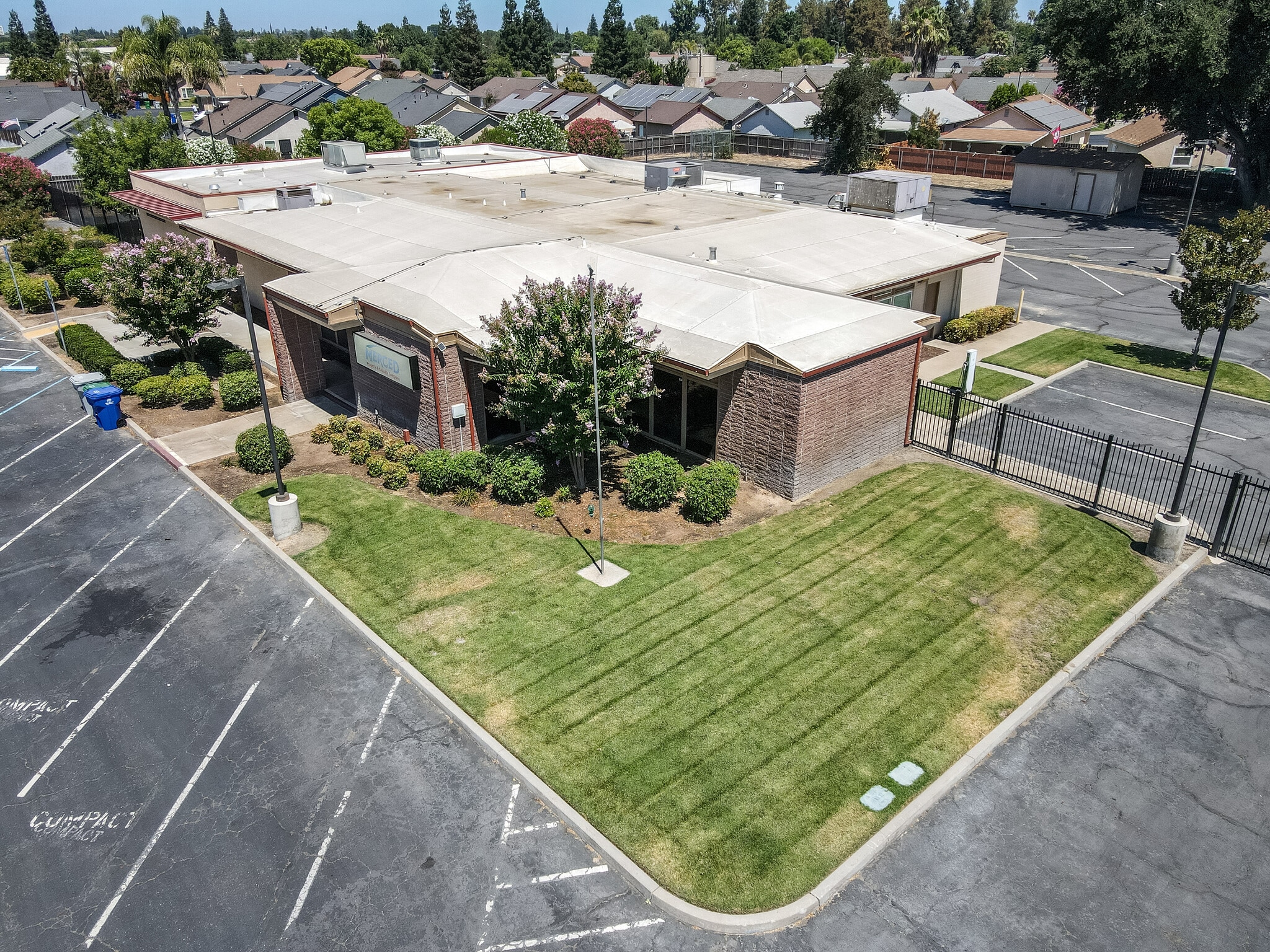 971 E Broadway Ave, Atwater, CA for lease Building Photo- Image 1 of 160