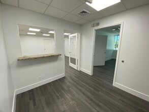 3 SW 129th Ave, Pembroke Pines, FL for lease Interior Photo- Image 2 of 15