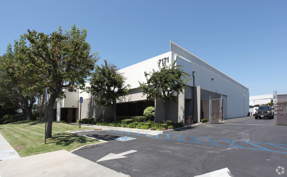 7171 Fenwick Ln, Westminster, CA for lease - Building Photo - Image 2 of 5