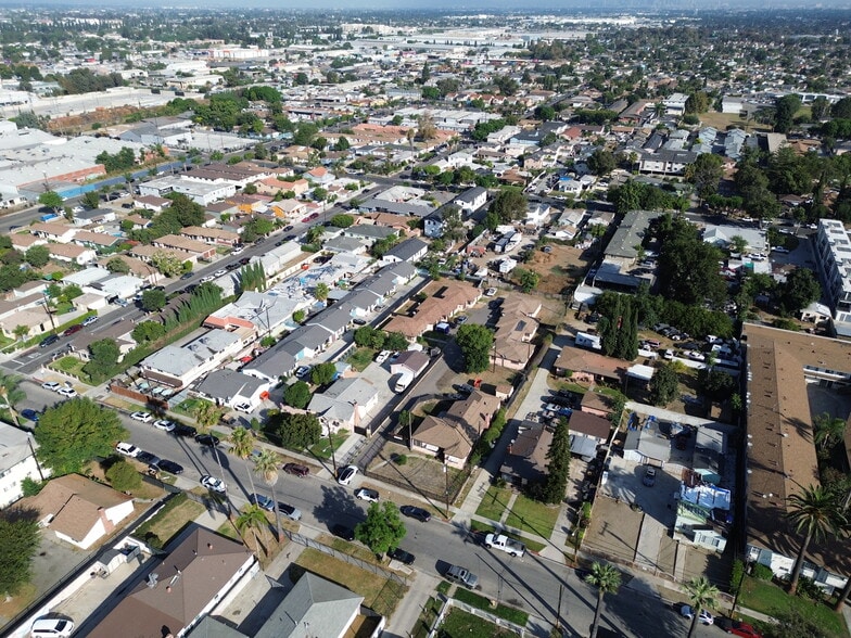 3161 Euclid Ave, Lynwood, CA for sale - Building Photo - Image 2 of 15