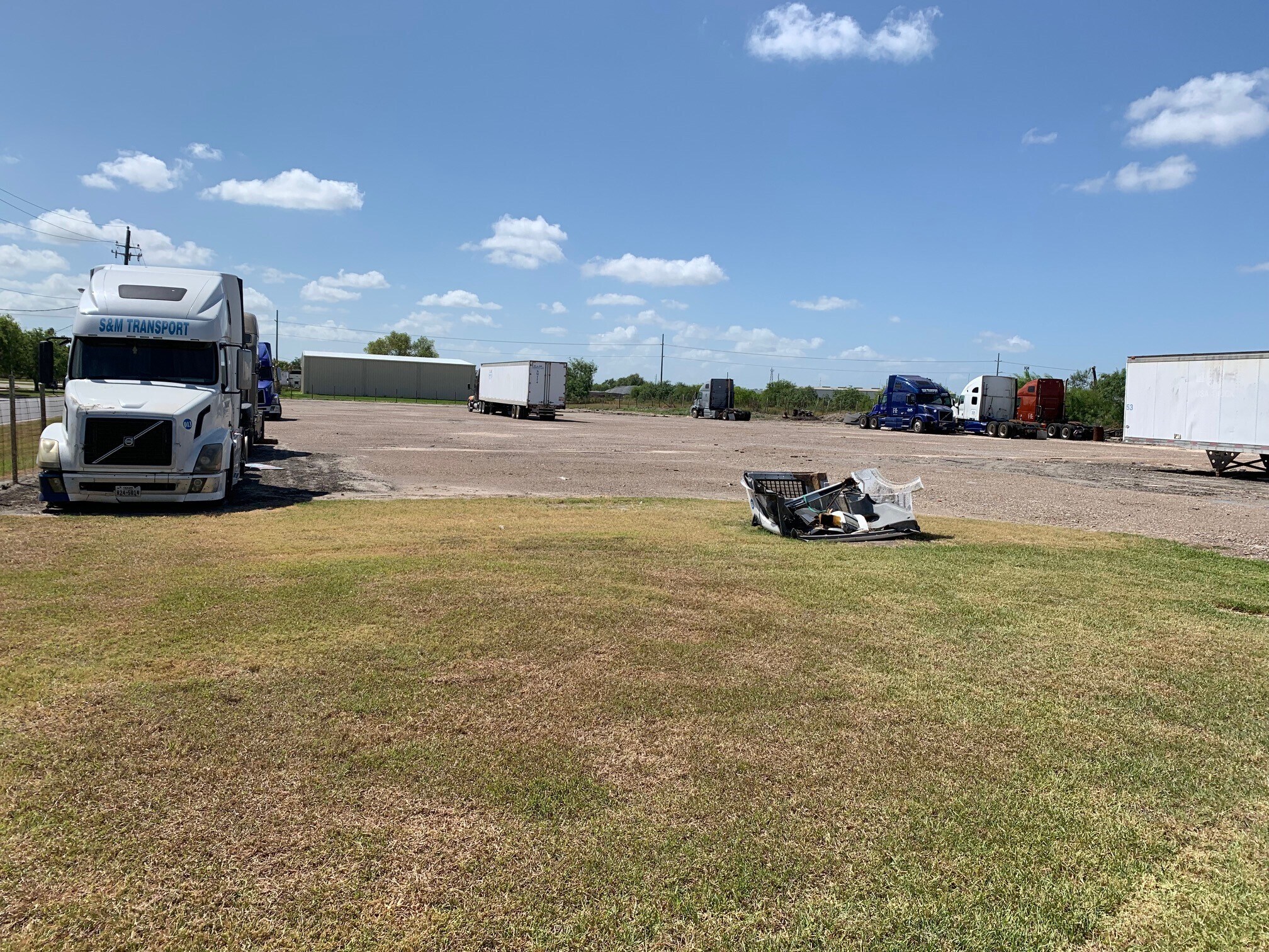 5226 Commercial Dr, Brownsville, TX for lease Primary Photo- Image 1 of 7