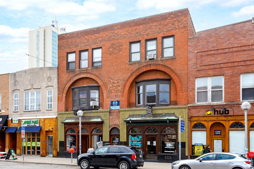 308 S State St, Ann Arbor, MI à louer - Photo du bâtiment - Image 3 de 6