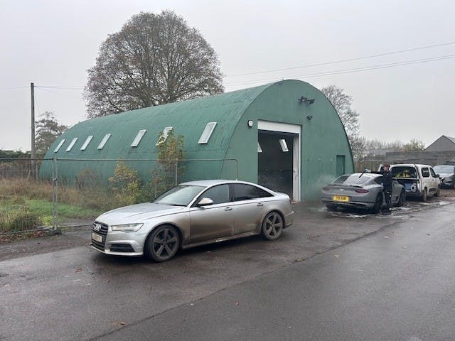 Kemble Airfield, Kemble à louer - Photo du bâtiment - Image 1 de 1