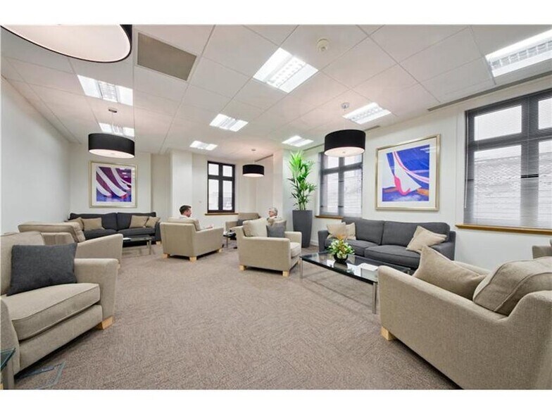 3 Brindley Pl, Birmingham à louer - Photo du bâtiment - Image 2 de 26