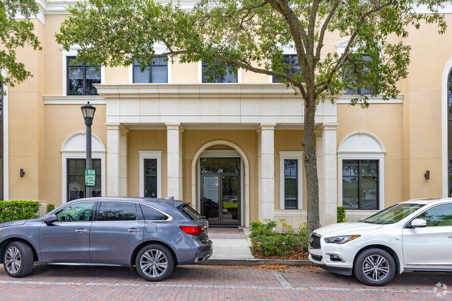4798 New Broad St, Orlando, FL for lease - Building Photo - Image 3 of 6