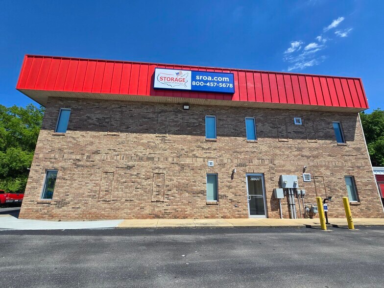 2301 Bloomfield Rd, Cape Girardeau, MO for lease - Primary Photo - Image 1 of 11