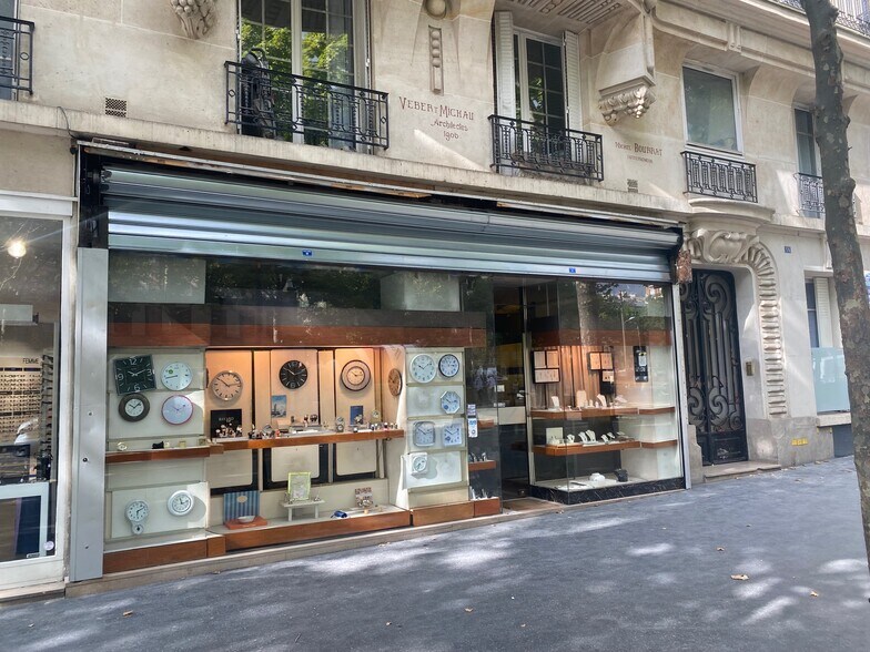 176 Avenue Daumesnil, Paris à louer - Photo du bâtiment - Image 3 de 3