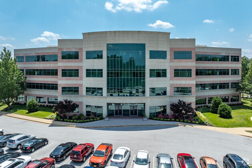6940 Columbia Gateway Dr, Columbia, MD à louer - Photo du bâtiment - Image 3 de 5