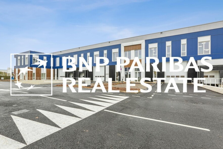 Flex in Moissy-Cramayel for lease - Building Photo - Image 2 of 14