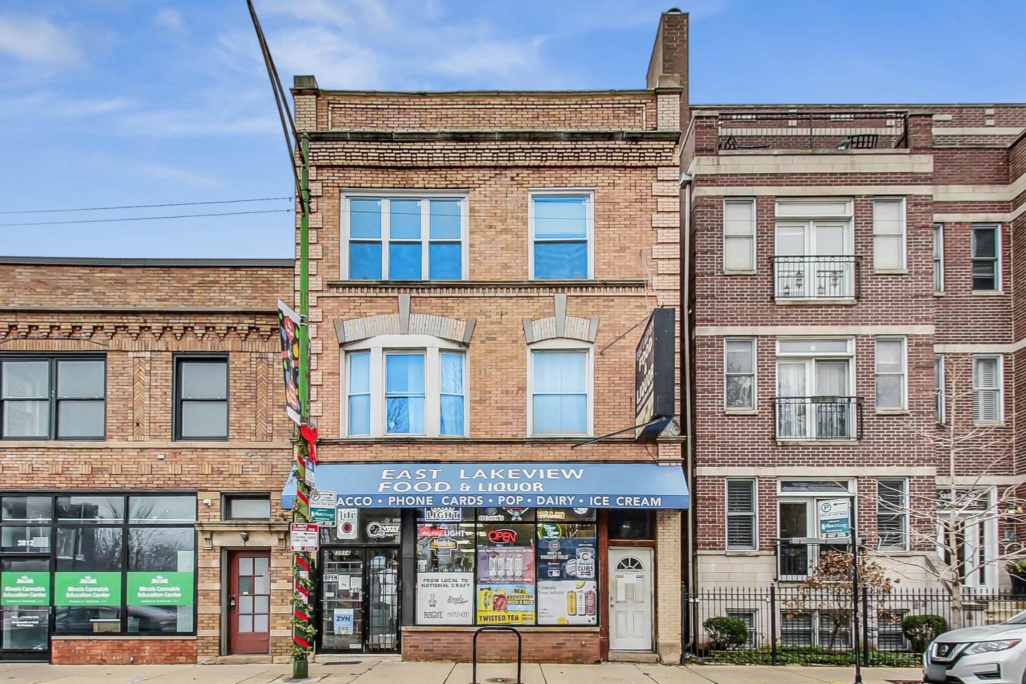 3814 N Clark St, Chicago, IL à vendre Photo du bâtiment- Image 1 de 18