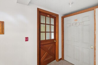 131 Main St, Hatfield, MA à louer Photo intérieure- Image 1 de 3