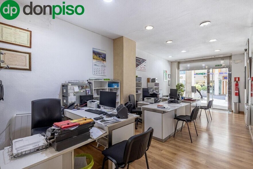 Calle Ángel Ganivet, 15, Granada, Granada for sale - Building Photo - Image 3 of 48