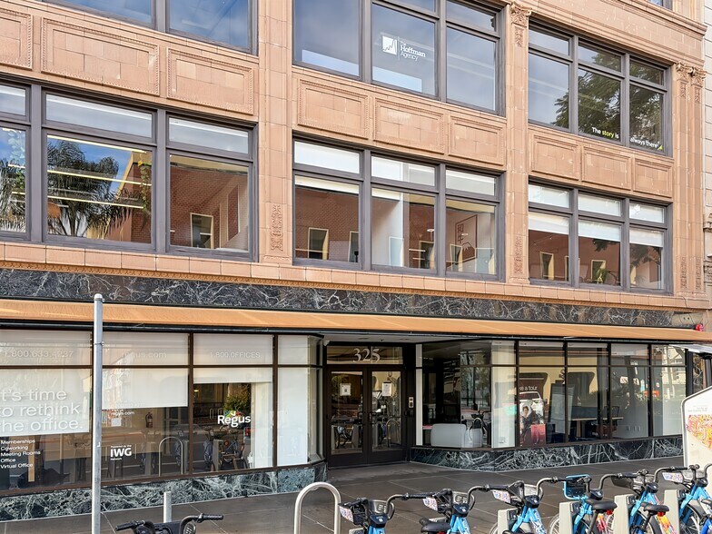 325 S 1st St, San Jose, CA à louer - Photo du bâtiment - Image 3 de 13