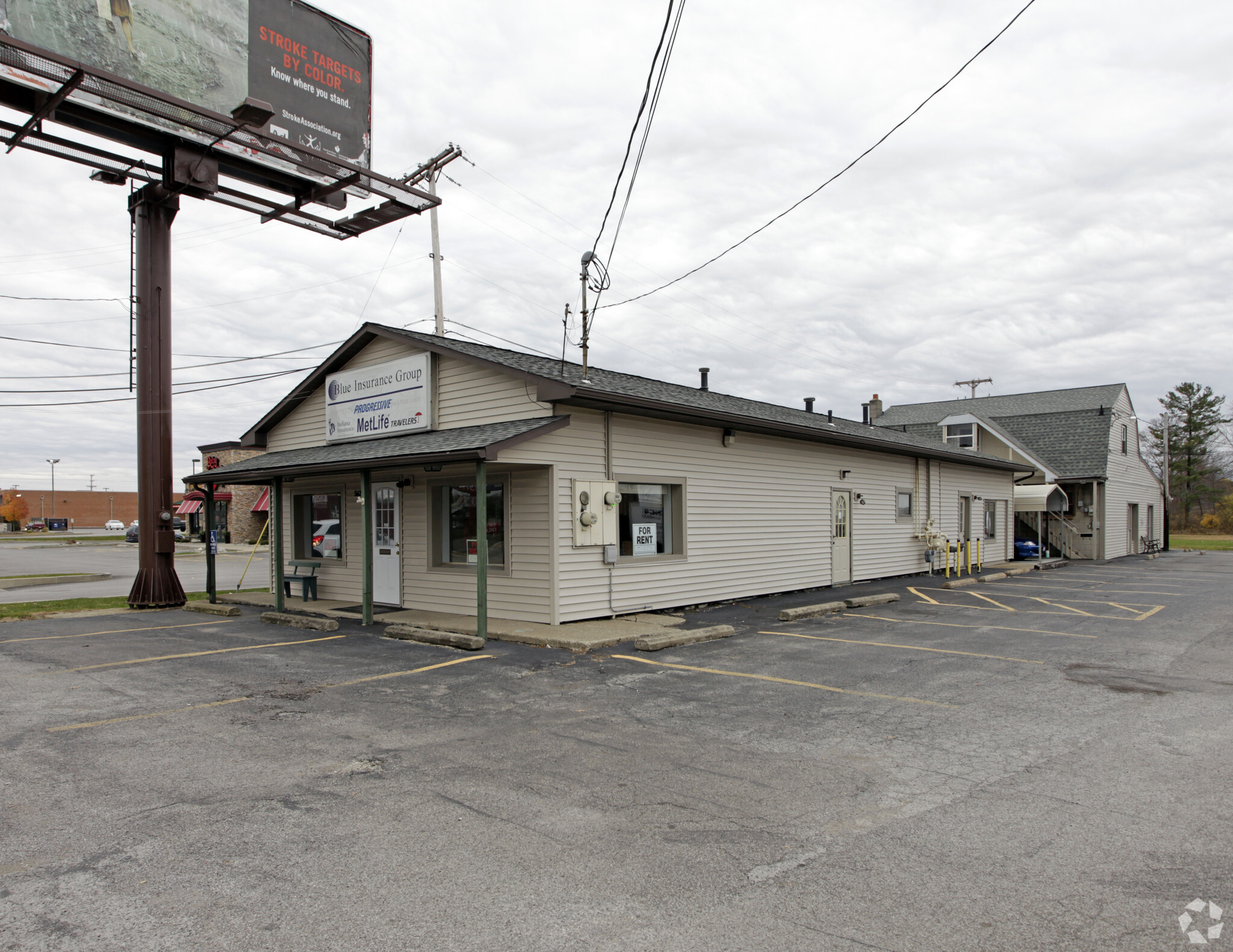 5623 Mahoning Ave, Youngstown, OH à vendre Photo principale- Image 1 de 1