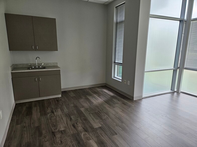 411 Lantern Bend Dr, Houston, TX à louer - Photo intérieure - Image 3 de 31