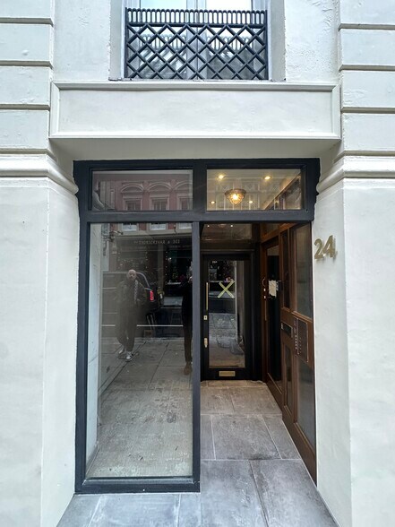 24 Chancery Ln, Londres à louer - Photo du bâtiment - Image 2 de 7