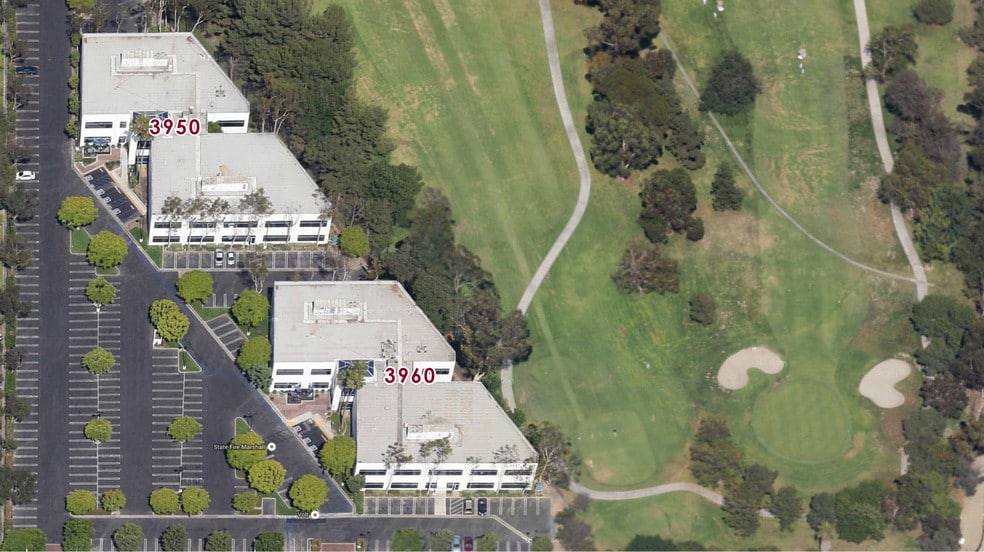 3950 Paramount Blvd, Lakewood, CA for lease - Building Photo - Image 3 of 14