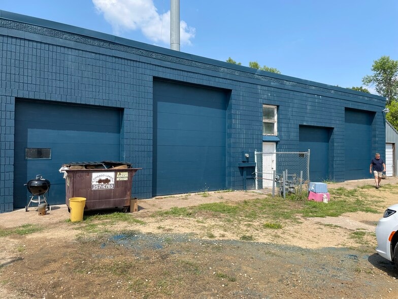 30401-30405 Neal Ave, Lindstrom, MN à vendre - Photo du bâtiment - Image 3 de 26