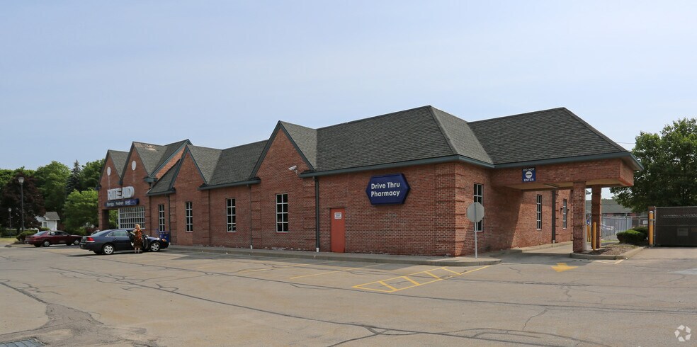 605 Titus Ave, Irondequoit, NY à louer - Photo du bâtiment - Image 2 de 3