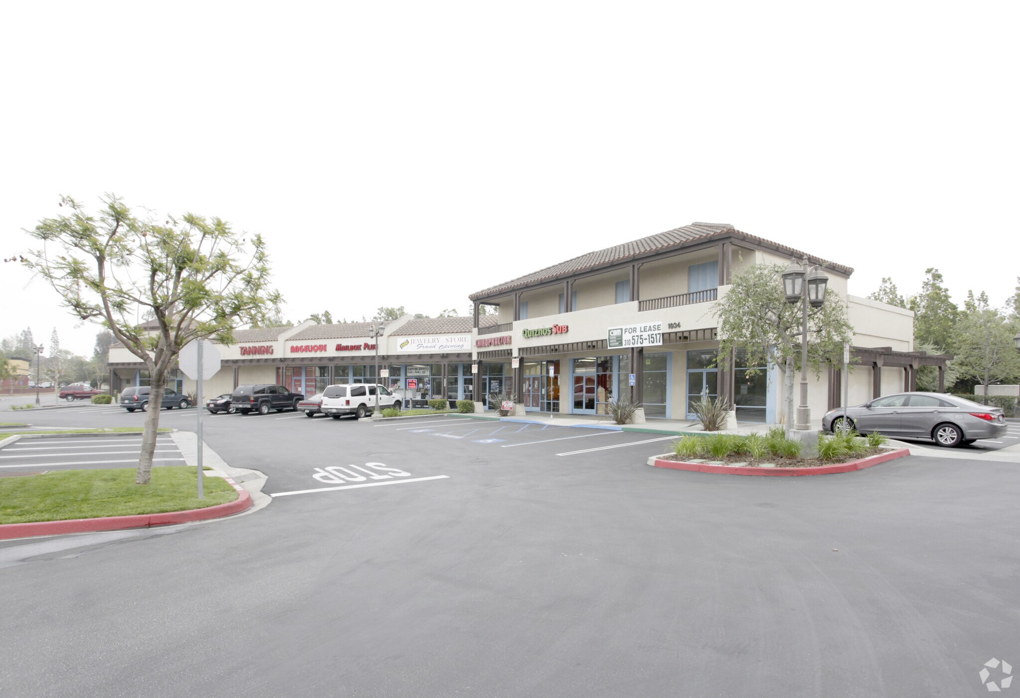 1034 W Arrow Hwy, San Dimas, CA à louer Photo du bâtiment- Image 1 de 5