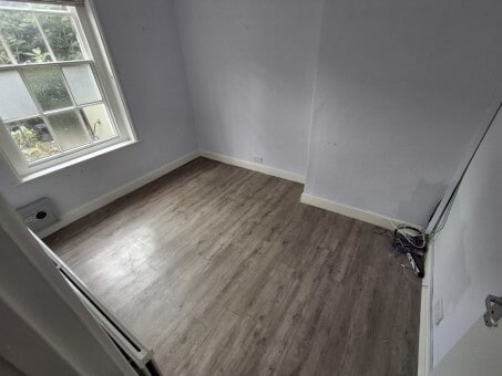 28 St. Peters St, Bedford for lease Interior Photo- Image 1 of 9