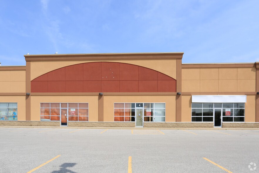 133 Mapleview Dr, Barrie, ON for lease - Building Photo - Image 3 of 6