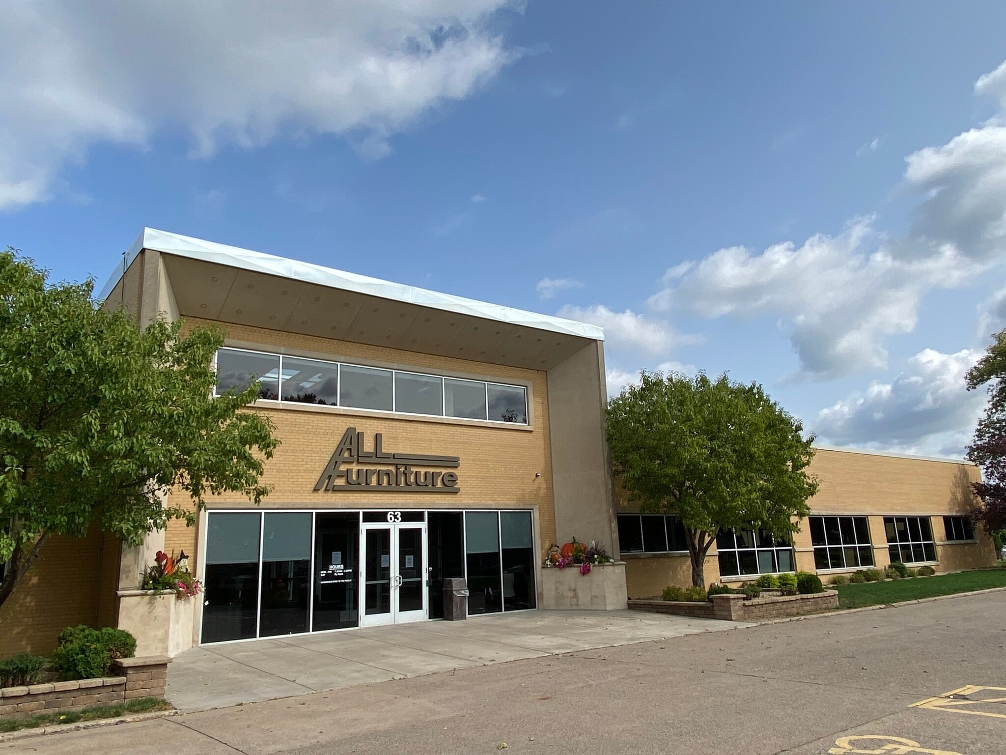 63 St. Anthony Pky, Minneapolis, MN for lease Primary Photo- Image 1 of 4