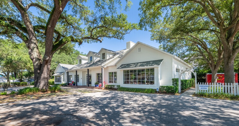 2627 Curry Ford Rd, Orlando, FL for lease - Building Photo - Image 2 of 5