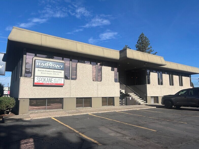 4703 N Maple St, Spokane, WA à louer - Photo du bâtiment - Image 1 de 4