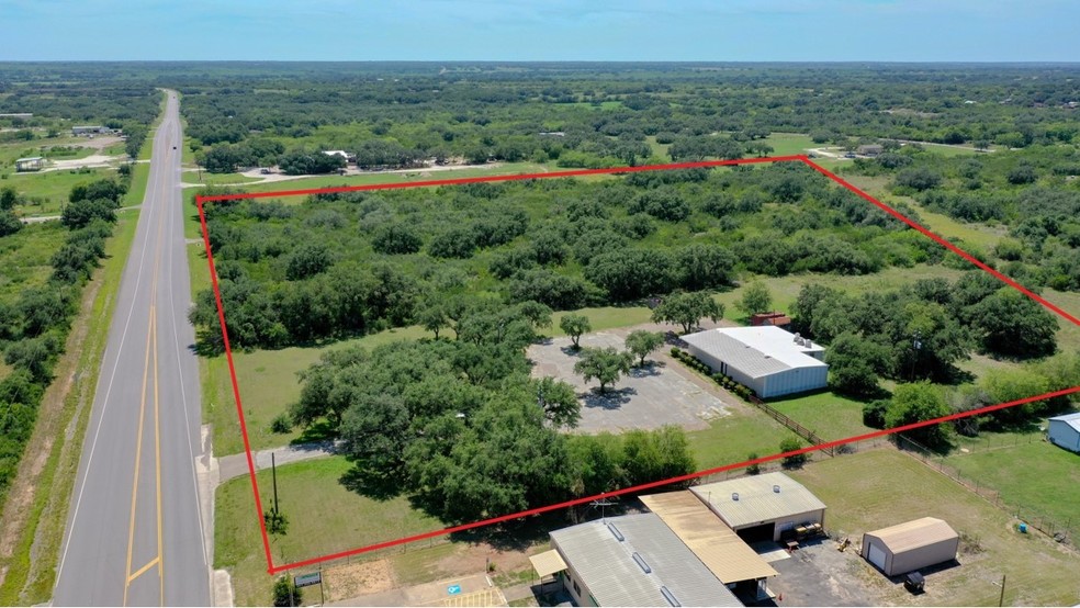 268 W FM 351, Beeville, TX à vendre - Photo du bâtiment - Image 1 de 1