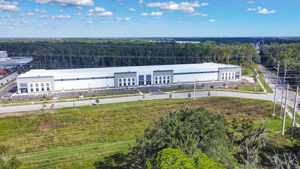 2555 Ignition Dr, Jacksonville, FL à louer - Photo du bâtiment - Image 3 de 6