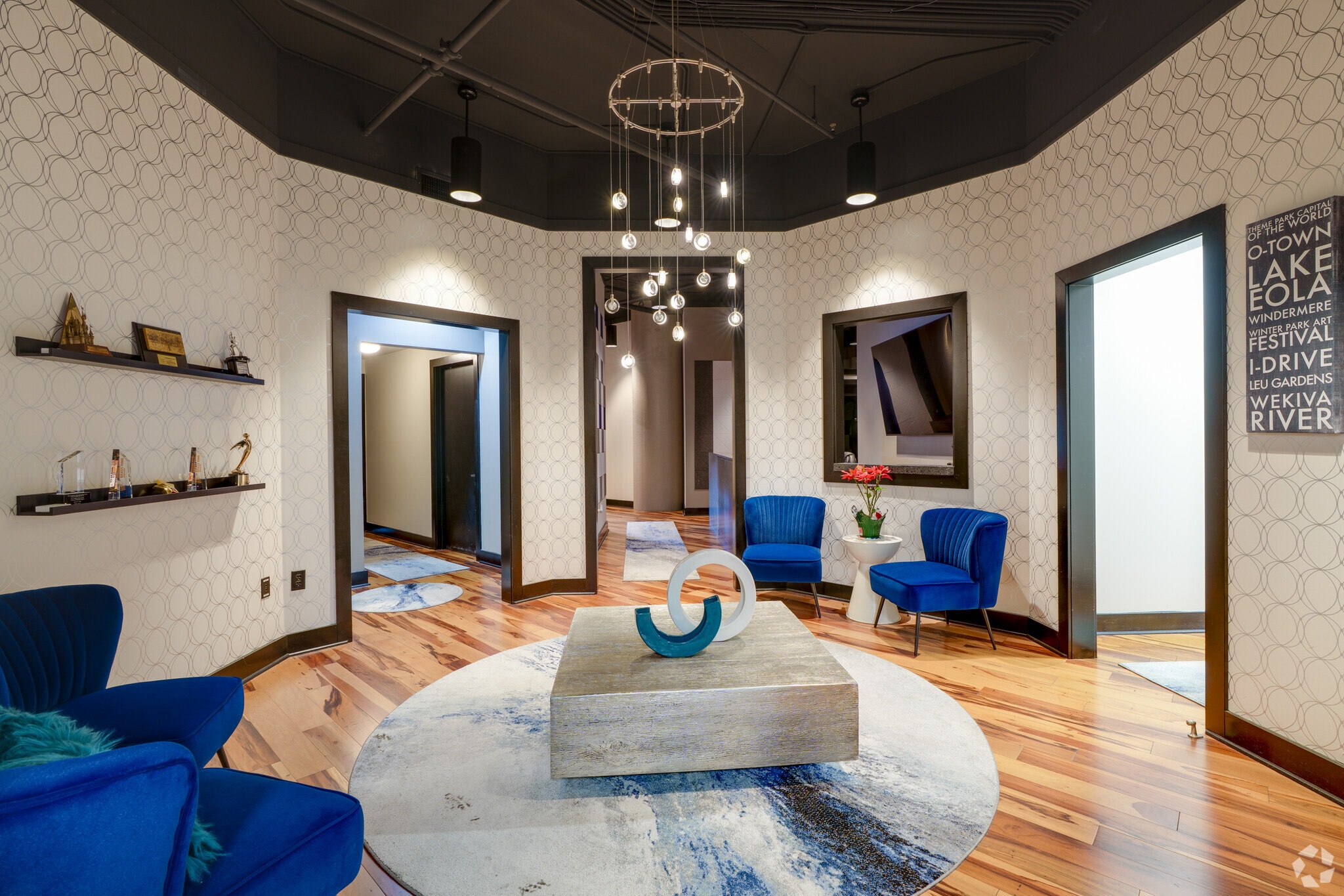 100 S Eola Dr, Orlando, FL for lease Interior Photo- Image 1 of 3