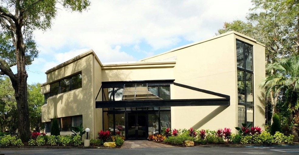 238 N Westmonte Dr, Altamonte Springs, FL for lease - Primary Photo - Image 1 of 1