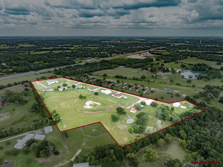 305 O Malley Rd, Brenham, TX à vendre - Photo du bâtiment - Image 3 de 46