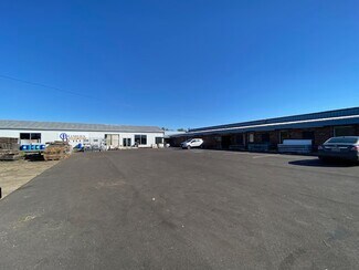 Plus de détails pour 220 EASTERN AVE., Gallipolis, OH - Commerce de détail à vendre