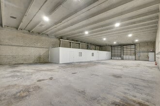 5501-5595 NW 72nd Ave, Miami, FL for lease Interior Photo- Image 1 of 5