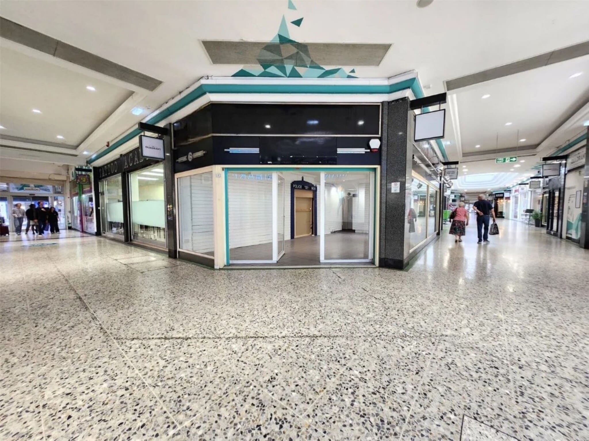 1-32 Quadrant Arcade, Romford for lease Interior Photo- Image 1 of 8