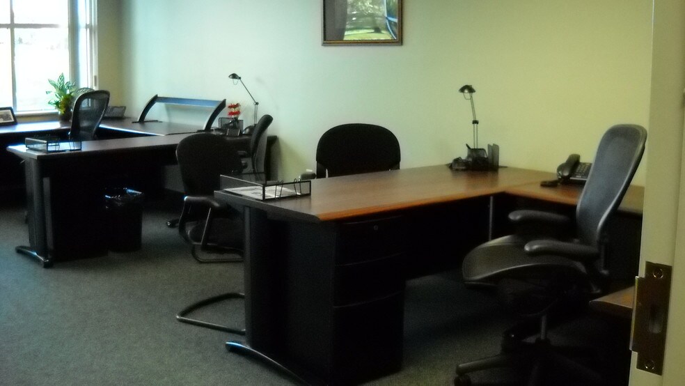 300 International Dr, Williamsville, NY à louer - Photo intérieure - Image 2 de 5