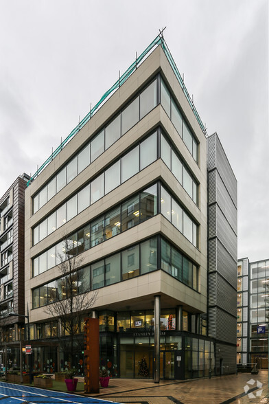 Clarence Dock, Leeds for lease - Building Photo - Image 2 of 17