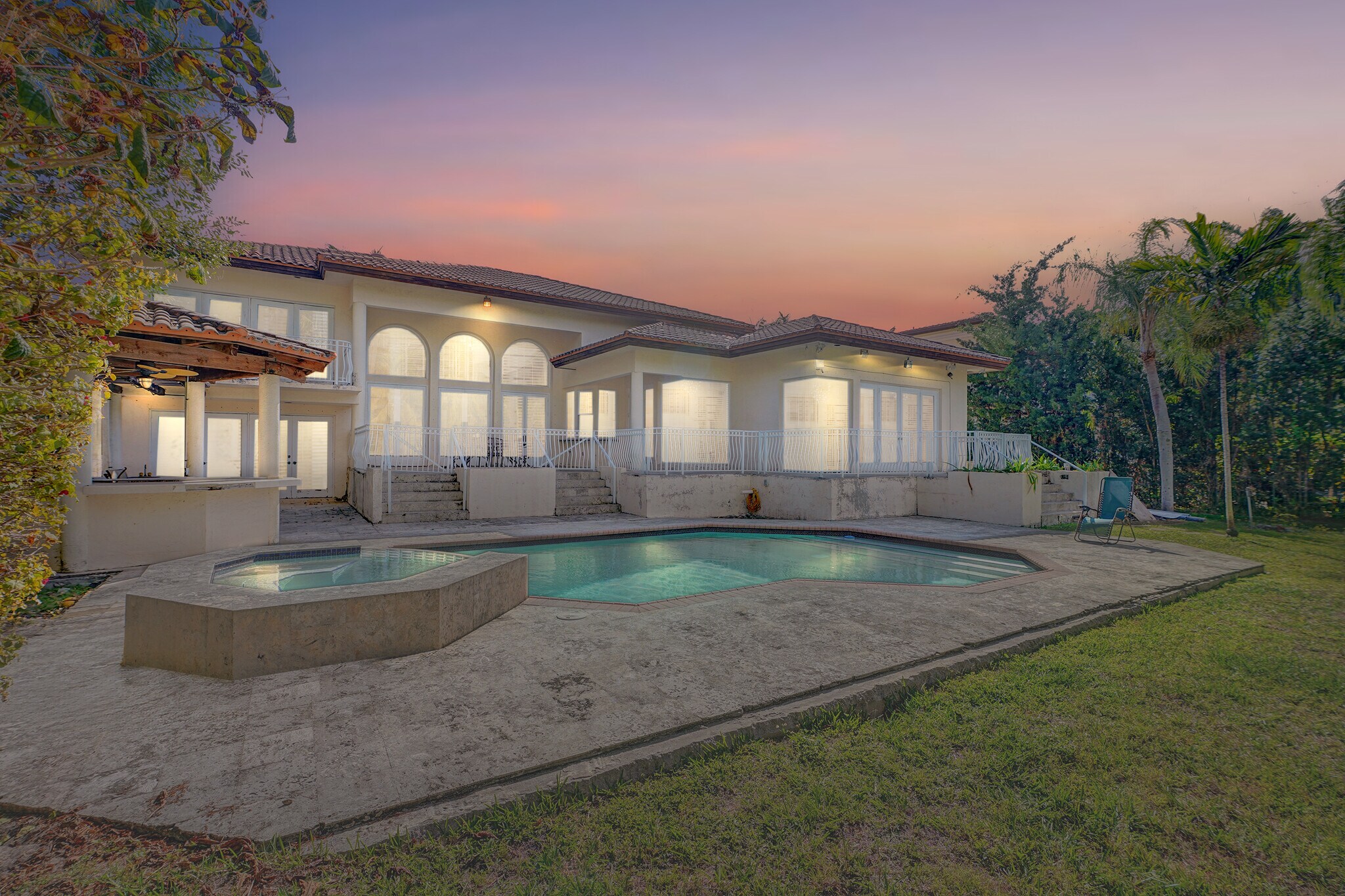 584 Golden Beach Dr, Golden Beach, FL à vendre Photo du bâtiment- Image 1 de 66
