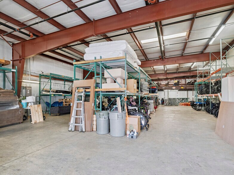 3717 NW 34th St, Oklahoma City, OK for sale - Interior Photo - Image 2 of 3